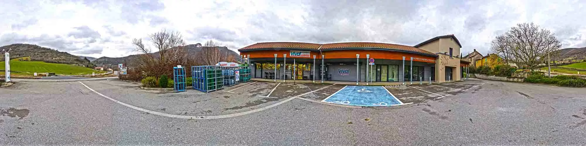 Épicerie Vival à Nant d'Aveyron