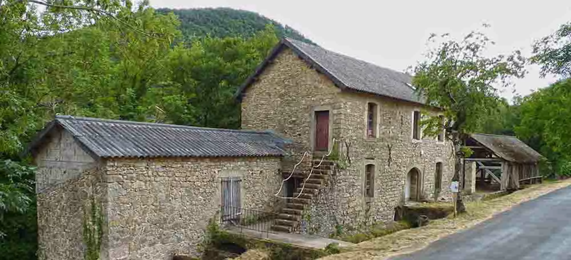 Moulin à Nant en Aveyron région Occitanie