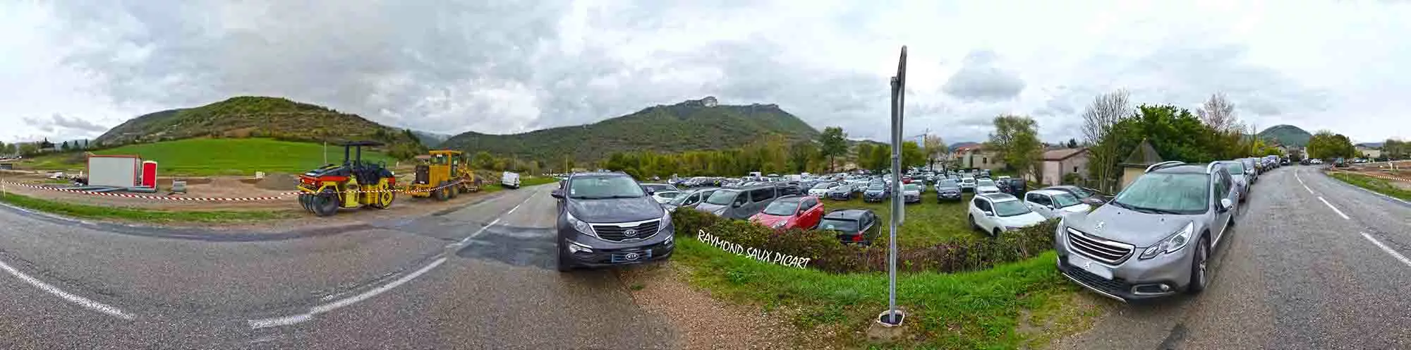 Parking Maubon sert uniquement lorsqu'il y a vraiment beaucoup de fréquentation pour la course des Hospitaliers par exemple.