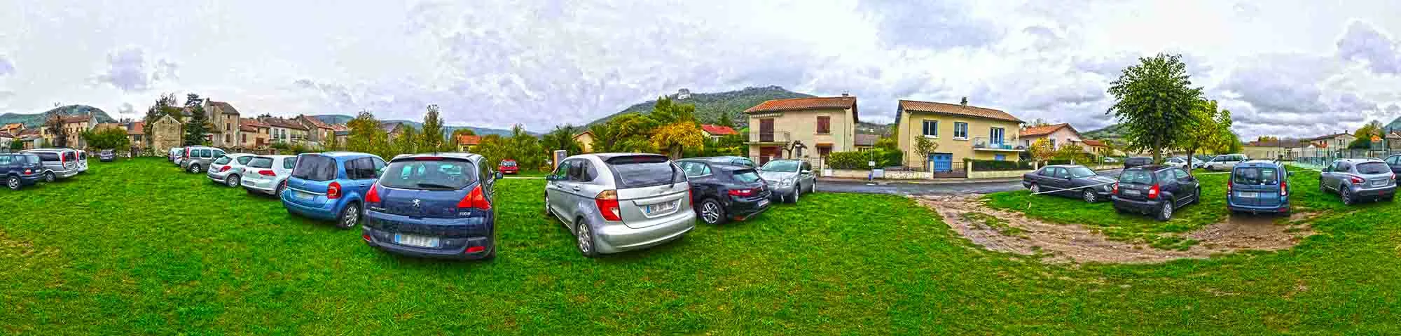 Parking de la Condamine multi-sport à Nant d'Aveyron