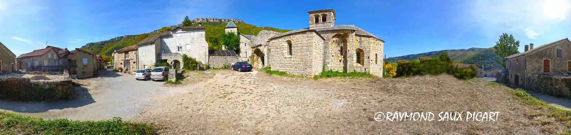 Église Sainte Marie des Cuns en Aveyron Occitanie à côté de Nant