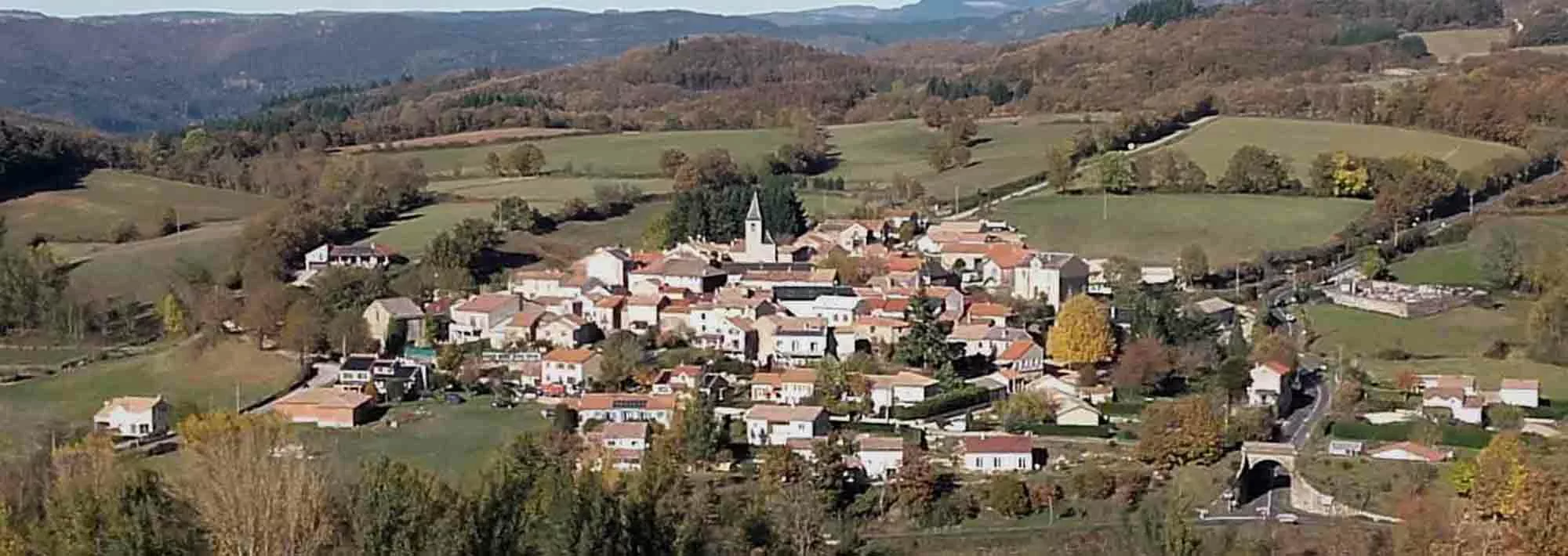 Sauclières en Aveyron petit village sympathique.